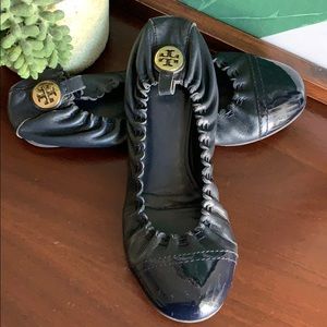 Tory Burch Abbey navy flats